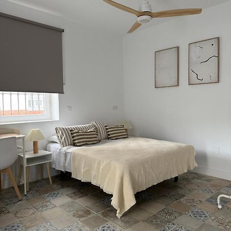 The Sunnydise Apartments マラガ エクステリア 写真